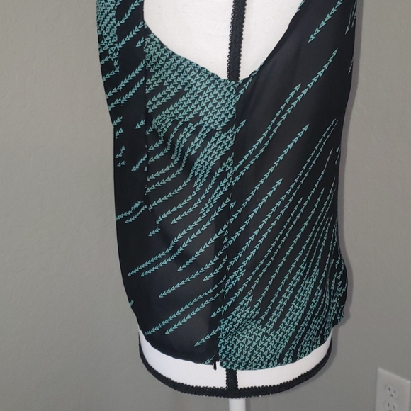 Top - Picture 8 of 9